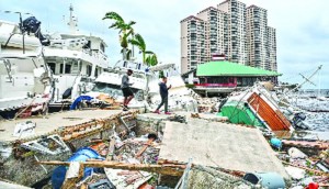 ফ্লোরিডায় চরম দুরবস্থায় দুই হাজার বাংলাদেশি