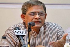 সরকারের দায়িত্বহীন উক্তি তদন্তে বাধা সৃষ্টি করবে : ফখরুল