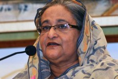 খালেদা জিয়া সন্ত্রাস সৃষ্টি করতে বিদেশিদের হত্যা করছেন : প্রধানমন্ত্রীর গায়ের জোরের বক্তব্য