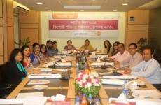 কিশোরীর জরায়ুতে ছিল দুটি সাপের বাচ্চা