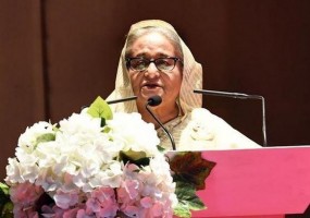 গুজবে কান দেবেন না, দেশের অর্থনীতি এখনও স্থিতিশীল: প্রধানমন্ত্রী