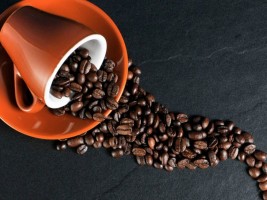 ক্যাফেইন ছাড়া শরীরকে চাঙ্গা রাখার ৫ উপায়