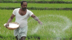 সারের দাম কেজিতে ৫ টাকা বাড়ল
