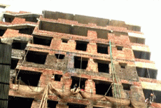 ভূমিকম্পে সিলেটে দেয়াল ধ্বসে আহত ৪