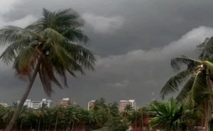 দেশের বিভিন্ন স্থানে বৃষ্টির সঙ্গে কালবৈশাখী ঝড়ের আভাস দিয়েছে আবহাওয়া অফিস