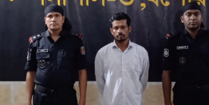 যৌতুকের জন্য অন্তঃসত্ত্বা স্ত্রীকে পুড়িয়ে হত্যা, ভারতে পালিয়ে যাওয়ার চেষ্টা