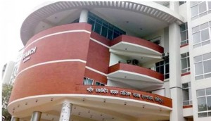 শহীদ তাজউদ্দীন আহমদ মেডিকেল কলেজ হাসপাতালের লিফটে আটকে থাকা অবস্থায় এক রোগীর মৃত্যু