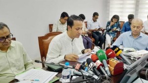 বন্যা কবলিত কিছু অঞ্চলে এইচএসসি ও সমমানের পরীক্ষা পরে নেওয়া হবে