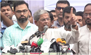 খালেদা জিয়াকে মুক্ত না করলে যে কোনো পরিণতির জন্য তৈরি থাকতে হবে বললেন মির্জা ফখ্রুল