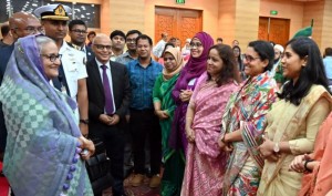 বাজেট পরবর্তী নৈশভোজে প্রধানমন্ত্রীর যোগদান করলেন