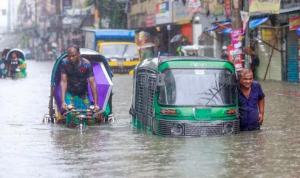 বৃষ্টির পানিতে বিদ্যুৎস্পৃষ্টে ৪ জনের মৃত্যু