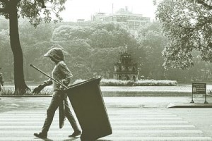 ময়লার স্তূপ থেকে ২ বছরে আয় ৯৪ লাখ টাকা