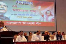 তারা সাংবাদিক দেখলো, দেখলো না অপরাধী : প্রধানমন্ত্রী