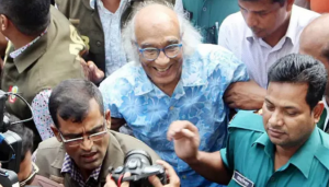 দেশে ফিরছেন সাংবাদিক শফিক রেহমান