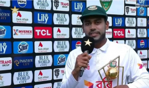 নিহত রিকশাচালকের পরিবারকে প্রাইজমানি দেবেন মিরাজ