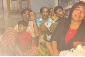 টেকনাফে ঢুকে পড়ছে রোহিঙ্গারা