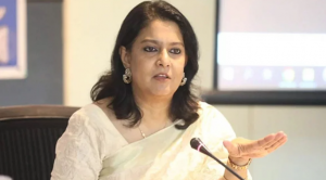 পলিথিন নিষিদ্ধের সিদ্ধান্ত তদারকি করবে শিক্ষার্থীরা:জলবায়ু উপদেষ্টা