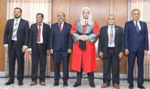 শপথ নিলেন নবনিযুক্ত চেয়ারম্যান ও চার সদস্য