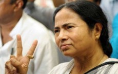 আবারো সরকার গঠনের পথে মমতা