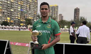 সাইফুদ্দিনের অলরাউন্ড নৈপুণ্যে সংযুক্ত আরব আমিরাতকে ডাকওয়ার্থ লুইস পদ্ধতিতে হারিয়েছে বাংলাদেশ