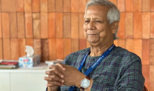 ইউনূসের বিরুদ্ধে শ্রম আইনের ৫ মামলা বাতিলই থাকছে