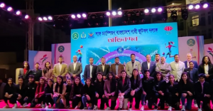 নারী ফুটবলাররা বাংলাদেশের গর্বের ধন: সেনাপ্রধান