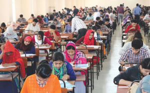 সরকারি চাকরির আবেদন ফি ২০০ টাকা, প্রজ্ঞাপন জারি