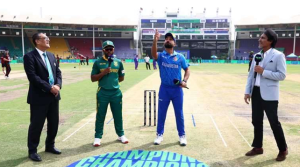 ব্যাট করার সিদ্ধান্ত নিয়েছে দক্ষিণ আফ্রিকা