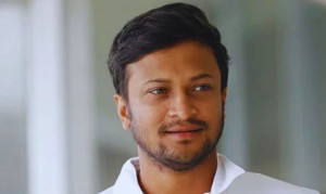 ডিপিএলে লিজেন্ডস অব রূপগঞ্জে নাম লিখিয়েছেন সাকিব আল হাসান
