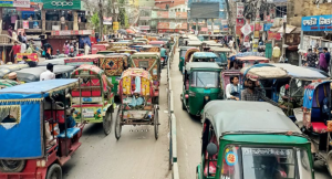 দাপিয়ে বেড়াচ্ছে অবৈধ যানবাহন