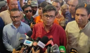 মিডিয়াকে স্বৈরাচারের হাতিয়ার বললেন শফিকুল আলম
