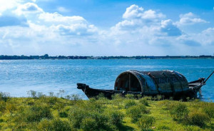 মেঘনা নদীর বুকে ভেসে ওঠা মায়াদ্বীপ