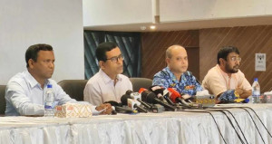 ডিএসসিসি বর্জ্য অপসারণ কার্যক্রমের সফল সমাপ্তি ঘোষণা করল