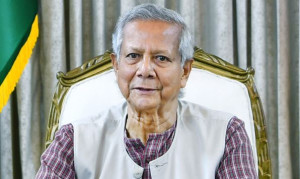 ড. ইউনূসকে রাষ্ট্রপতি করার প্রস্তাব সাংবাদিক ইলিয়াস হোসাইনের