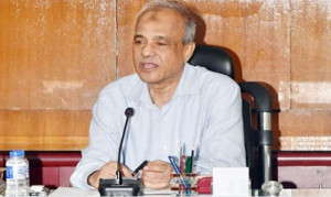 পুলিশের নিরলস প্রচেষ্টায় মাদক নিয়ন্ত্রণে সাফল্য: স্বরাষ্ট্র উপদেষ্টা