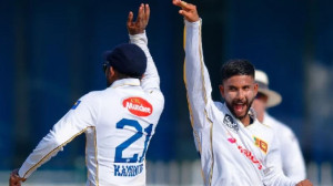 বাংলাদেশের ব্যাটিং লাইনআপ ভেঙে পড়ল, ২৫০ পূর্ণ হলো না