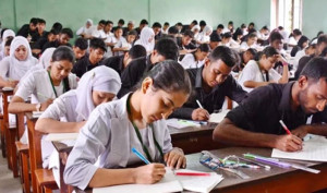 এইচএসসি পরীক্ষার্থীদের জন্য জরুরি নির্দেশনা: কেন্দ্রে প্রবেশ নিয়ে নতুন নিয়ম