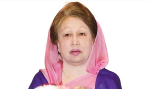 ২০১৫ সালের মামলা থেকে মুক্তি পেলেন খালেদা জিয়া, কুমিল্লায় আদালতের রায়