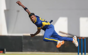 মাদুশঙ্কার শেষ ওভার হ্যাটট্রিকে শ্রীলঙ্কার রোমাঞ্চকর জয়