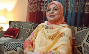 ৫ বছরের প্রবাস জীবনের পর ঢাকায় শাবানা: ভক্তদের উচ্ছ্বাস