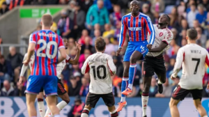 লিভারপুলের জয়রথে অন্তরায় প্যালেসের শেষ মুহূর্তের গোল