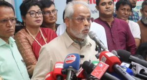 ফেব্রুয়ারিতেই সরকারি ও আধা-সরকারি দলের মধ্যে নির্বাচন: জিএম কাদের