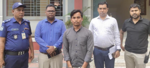 কাশির খেলা, ‘পদ্মা’ সেটে চাকরিপ্রার্থী ধরা পড়ল