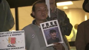 ‘শিক্ষা, বিতাড়ন নয়’: আইসিই হেফাজতে লস এঞ্জেলেসের রিসিডা হাইস্কুলের শিক্ষার্থী