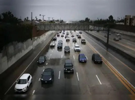 ক্যালিফোর্নিয়ায় ১৭,০০০ অভিবাসীর বাণিজ্যিক ড্রাইভিং লাইসেন্স বাতিল