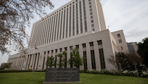 ভাড়া নিয়ন্ত্রণ ভেঙে ১ কোটি ৮০ লাখ ডলার লাভের অভিযোগে মামলা