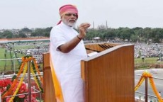 ভারতের স্বাধীনতা দিবসে পাকিস্তানকে মোদির কড়া বার্তা