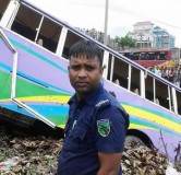 পুরস্কার পেলেন সেই কনস্টেবল পারভেজ