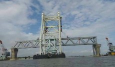 বসানো হলো পদ্মা সেতুর প্রথম স্প্যান
