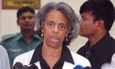 রোহিঙ্গা সঙ্কট সমাধানে মিয়ানমারের ওপর চাপ অব্যাহত রাখা হবে : মার্কিন রাষ্ট্রদূত